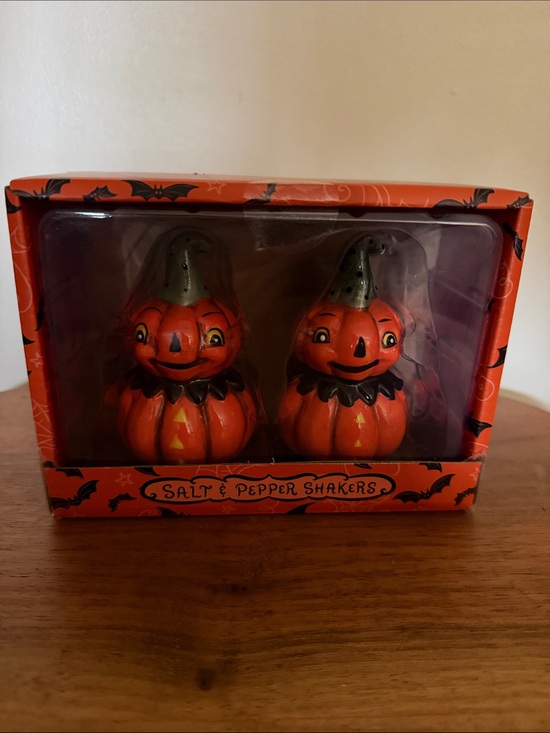 Other - Halloween Pumpkin Salt & Pepper Shakers - Orange Johanna Parker
